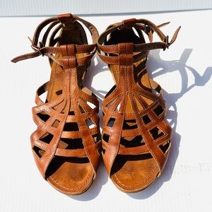 Belle sandals